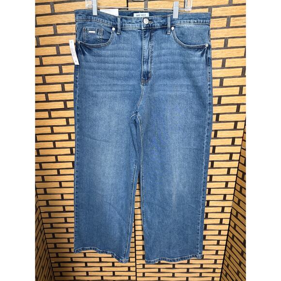 Nine West Denim - Nine West Wide Leg Jeans SIze 14